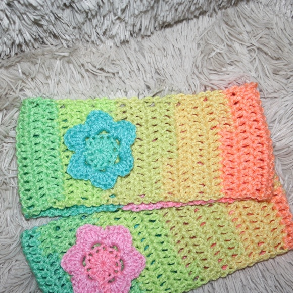 Beautiful colorful winter earwarmers Headband NWOT - Picture 3 of 5